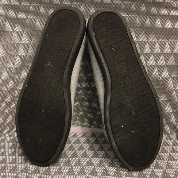 Ladies Dirty Laundry Grey Flats - Picture 3 of 11